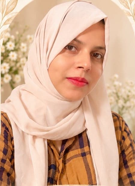 Portrait of Dt. Noor Salma, founder and baker at Onederful Bakes